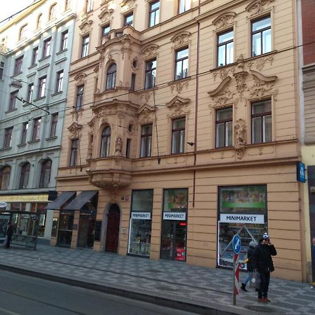 Capital Apartments Прага Экстерьер фото