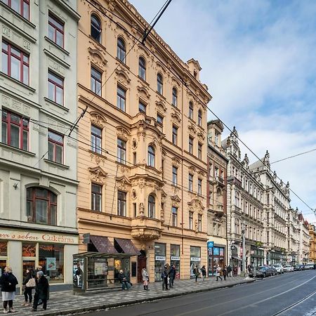 Capital Apartments Прага Экстерьер фото