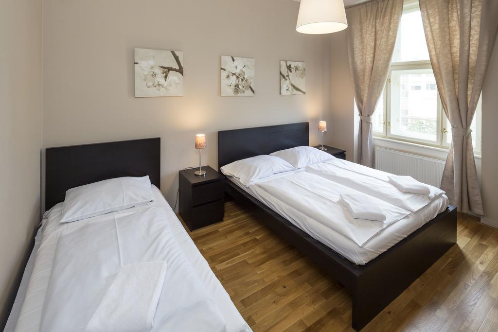 Capital Apartments Прага Экстерьер фото