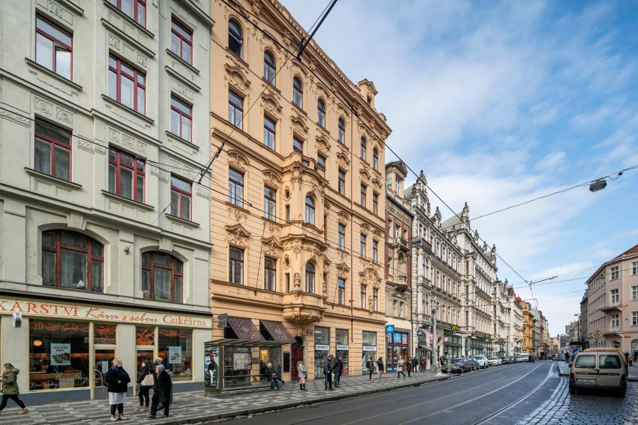 Capital Apartments Прага Экстерьер фото
