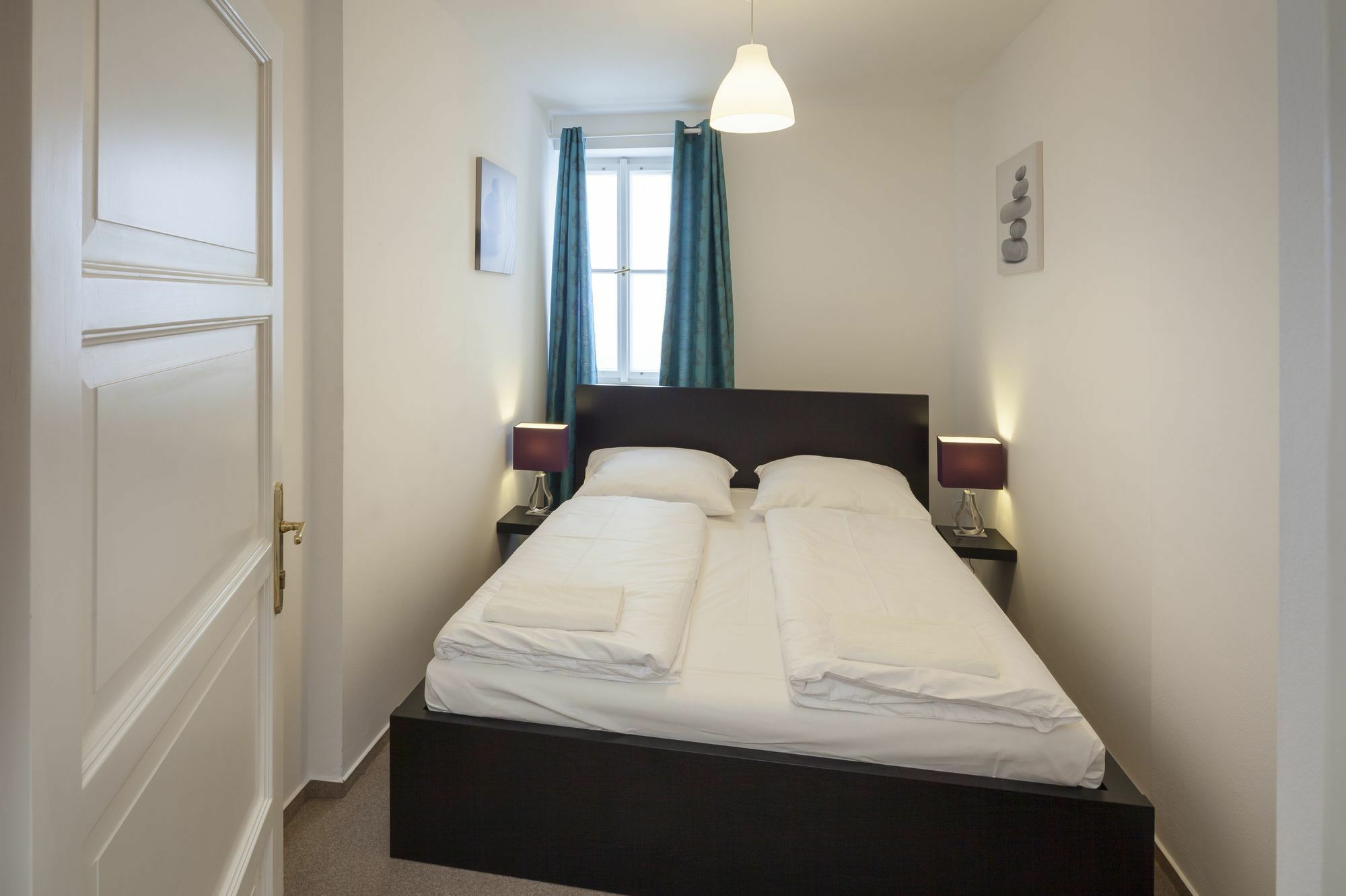 Capital Apartments Прага Экстерьер фото