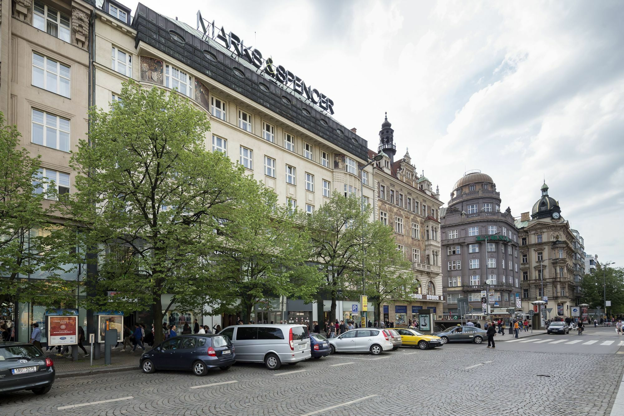 Capital Apartments Прага Экстерьер фото