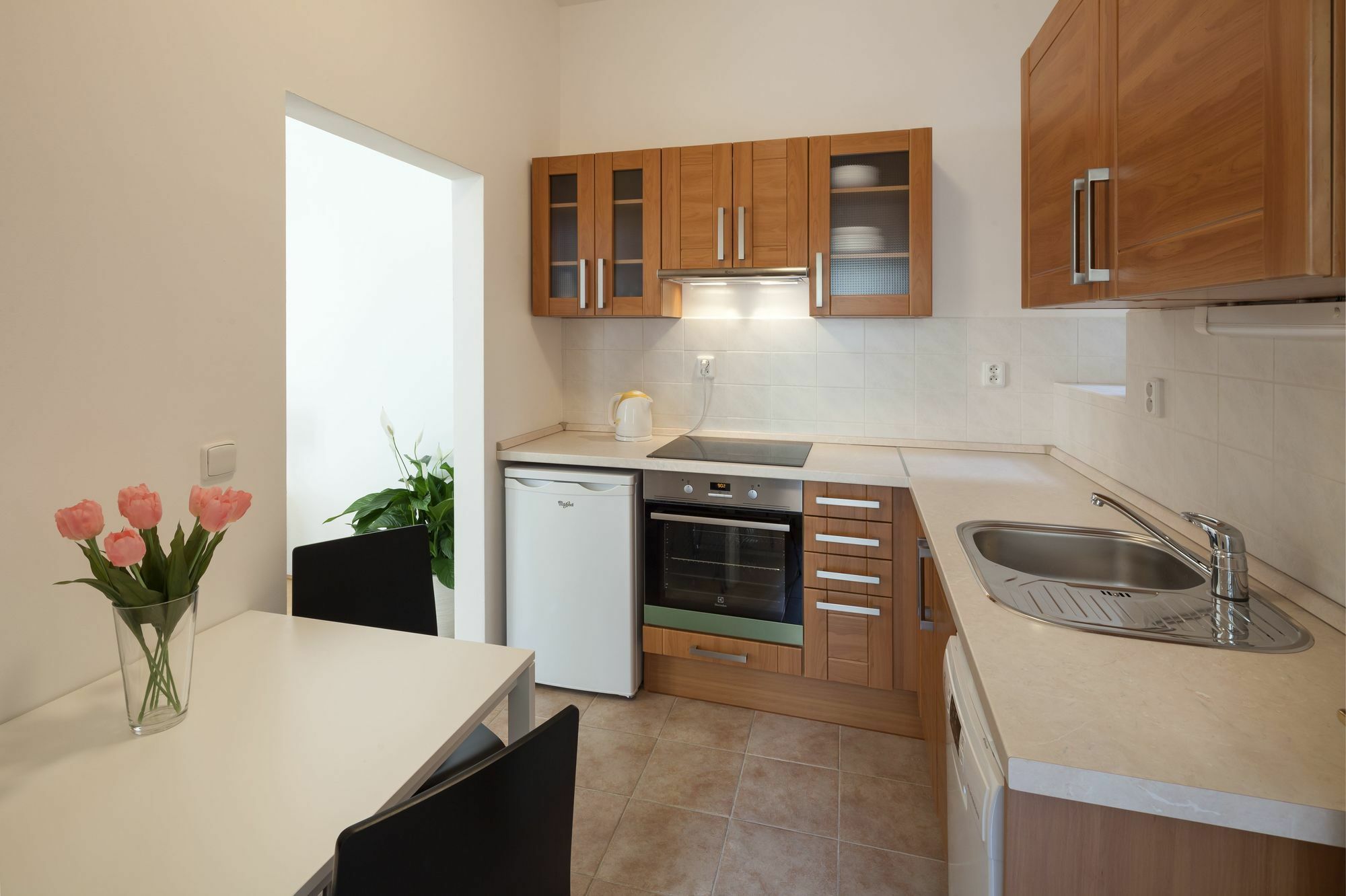 Capital Apartments Прага Экстерьер фото