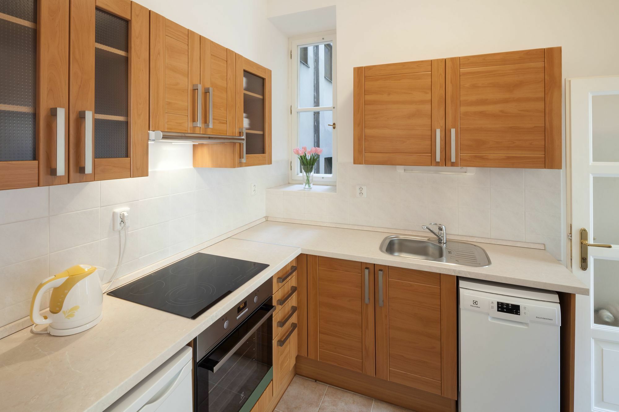 Capital Apartments Прага Экстерьер фото