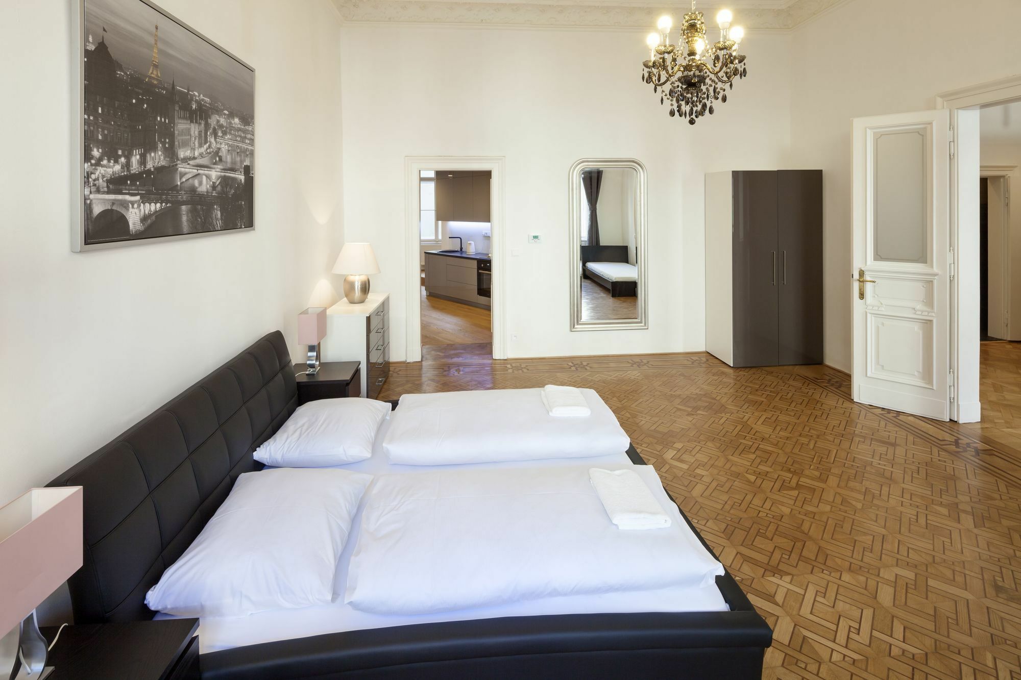 Capital Apartments Прага Экстерьер фото